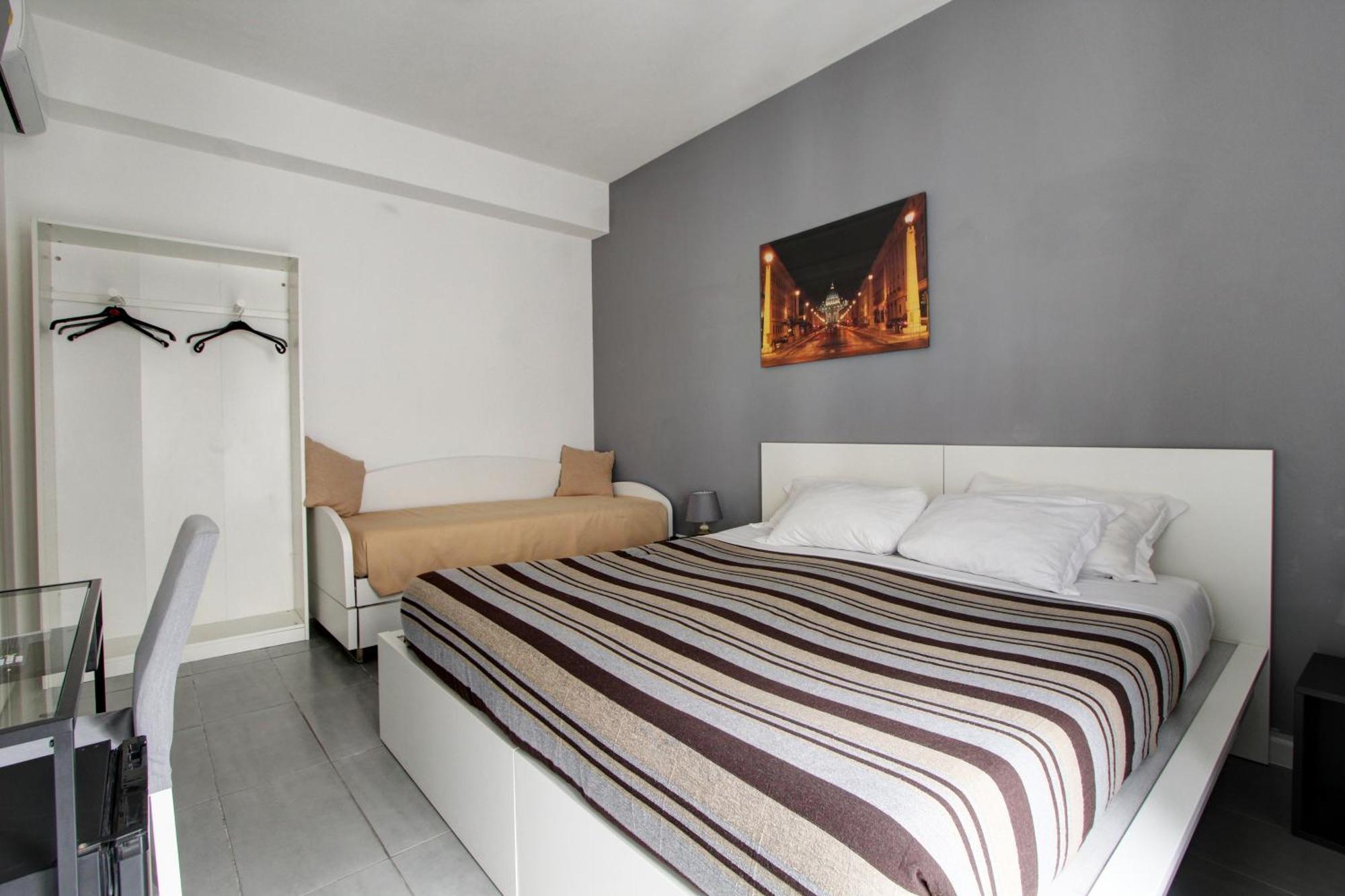 Hotel Domus Viatoris à Rome Extérieur photo